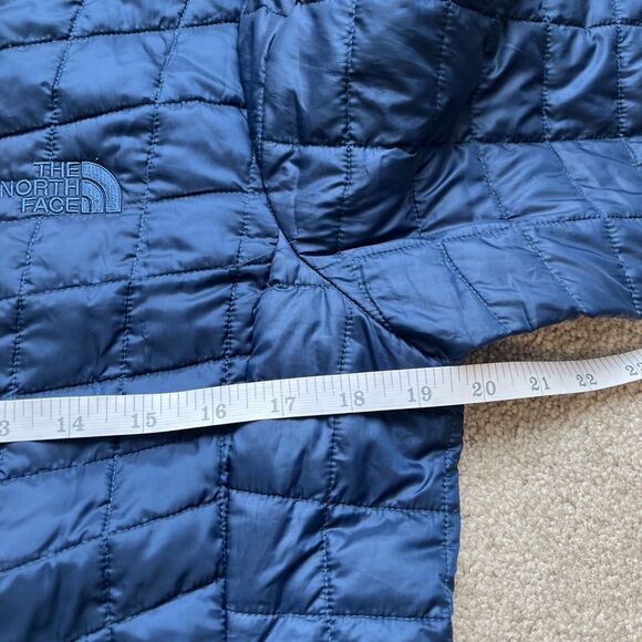 The North Face Blue Puffer Jacket - Picture 5 of 8